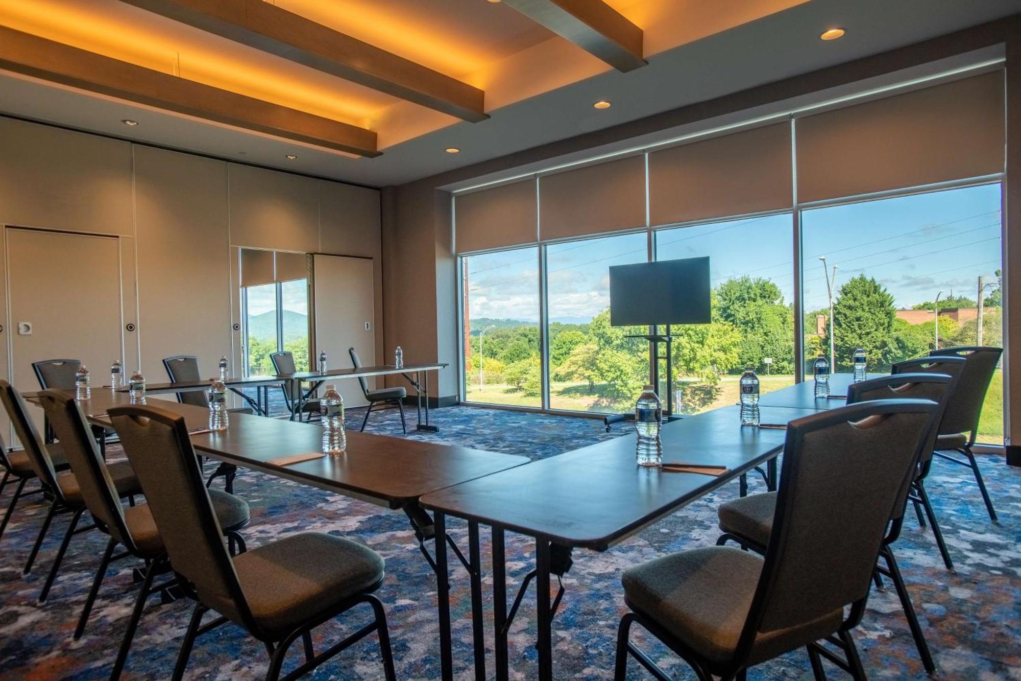 Doubletree By Hilton Asheville Downtown 外观 照片
