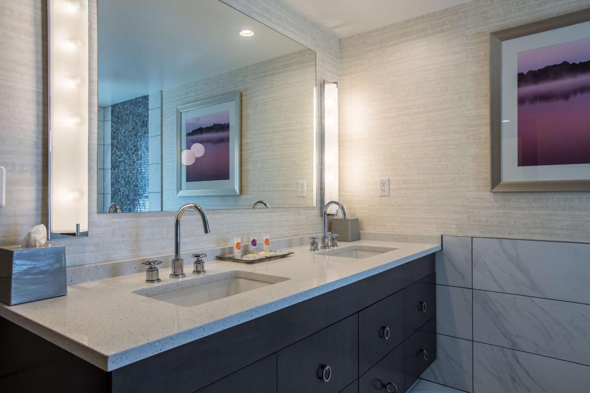 Doubletree By Hilton Asheville Downtown 外观 照片